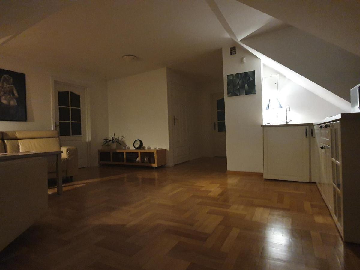 Mieszko Rooms Legionowo Esterno foto