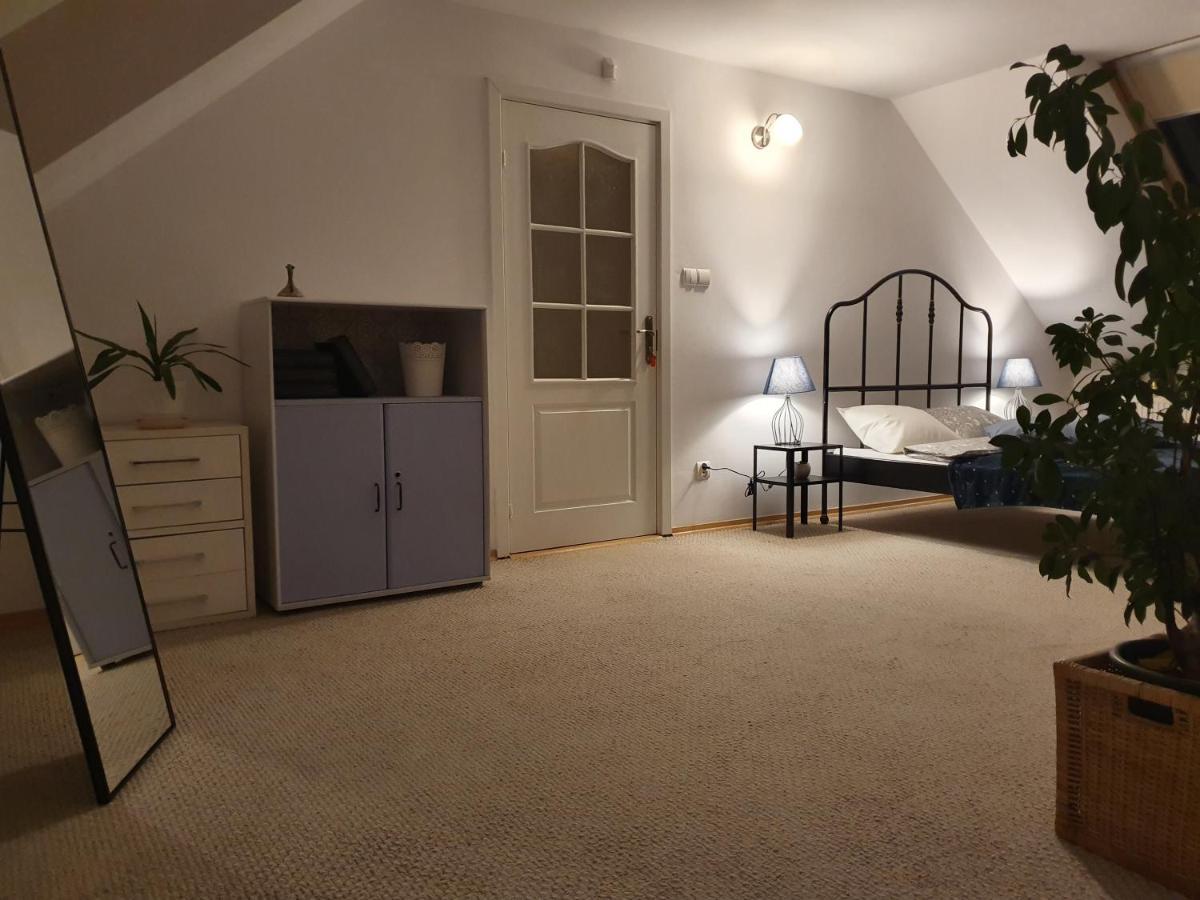 Mieszko Rooms Legionowo Esterno foto